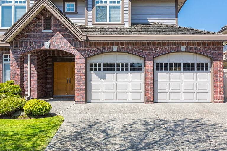 how to manually open garage door