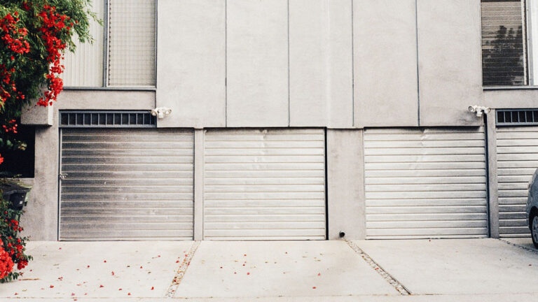 How to select garage door springs