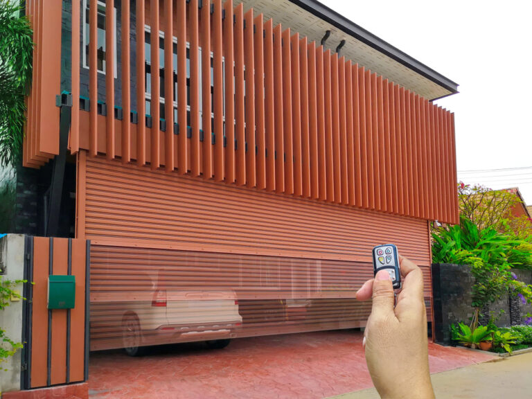 Garage Door Won't Close