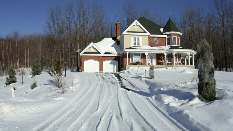 How much does an insulated garage door cost